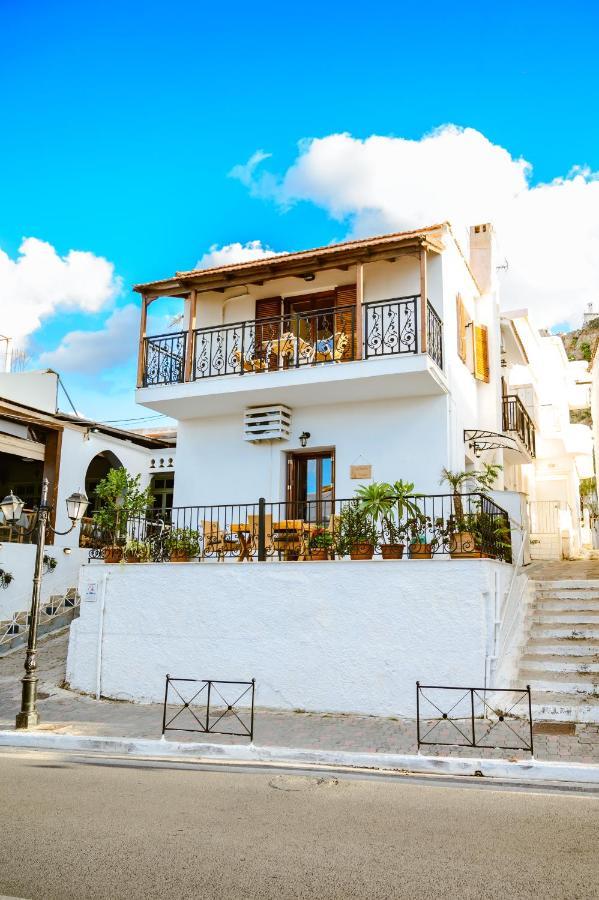 Appartement Evelinas House Platanias à Platanés Extérieur photo