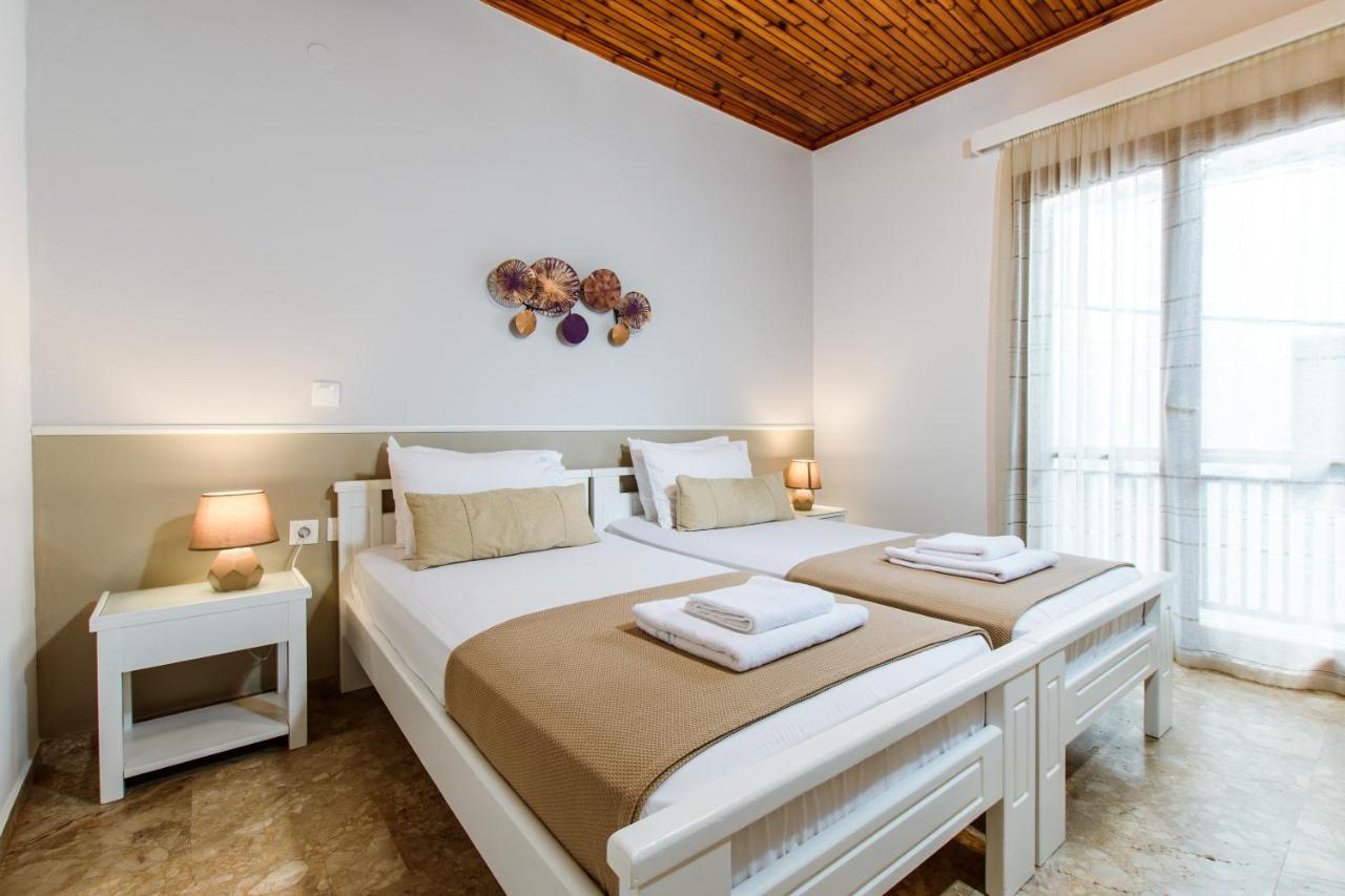 Appartement Evelinas House Platanias à Platanés Extérieur photo