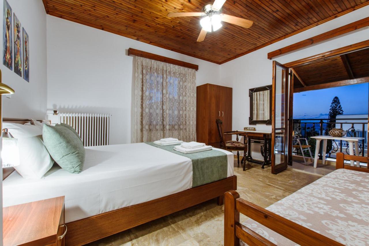 Appartement Evelinas House Platanias à Platanés Extérieur photo