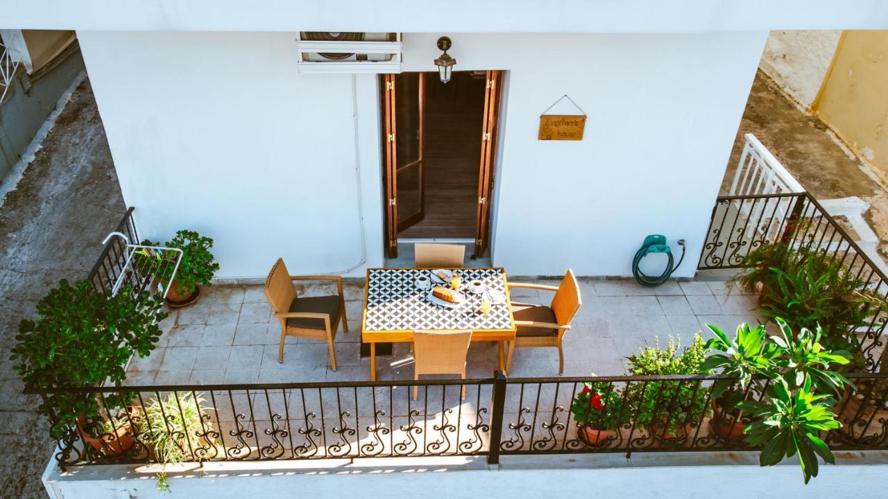 Appartement Evelinas House Platanias à Platanés Extérieur photo