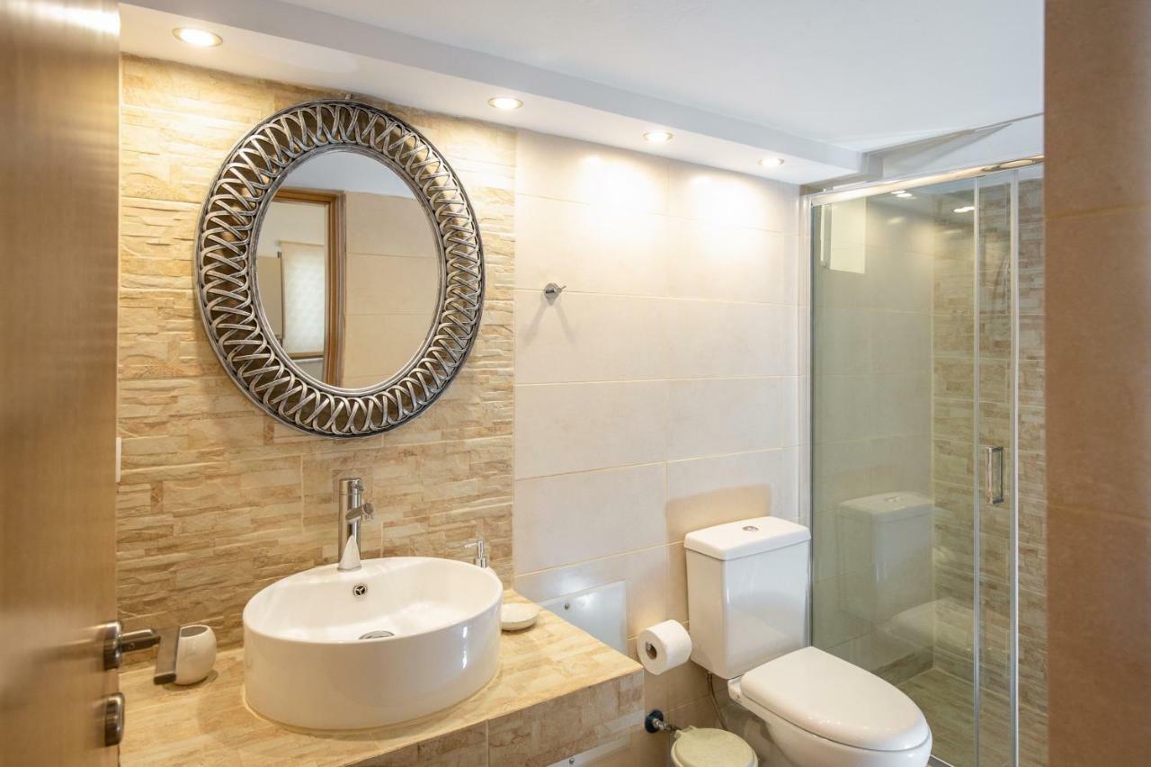Appartement Evelinas House Platanias à Platanés Extérieur photo